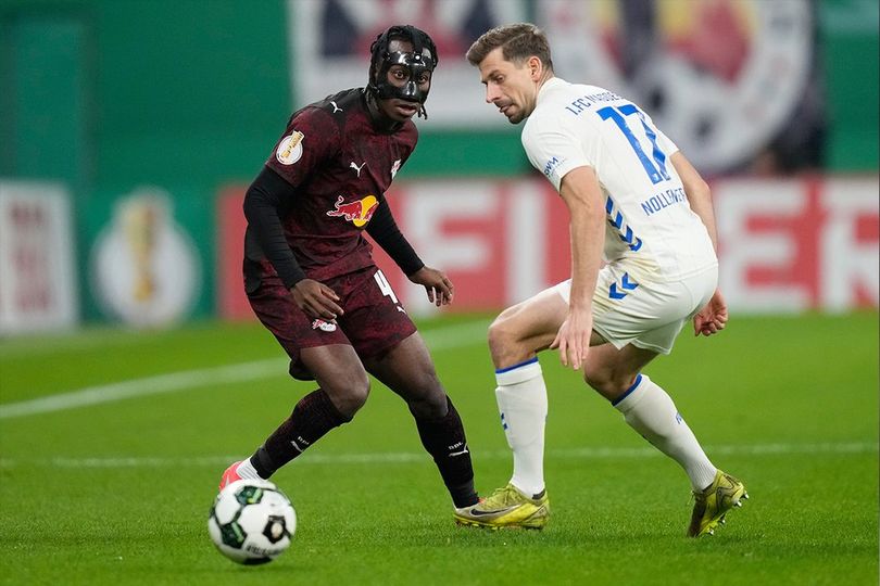 Man United dan Liverpool Akhirnya Tahu Harga Yan Diomande, Leipzig Pasang Angka yang Fantastis Man United dan Liverpool Akhirnya Tahu Harga Yan Diomande, Leipzig Pasang Angka yang Fantastis