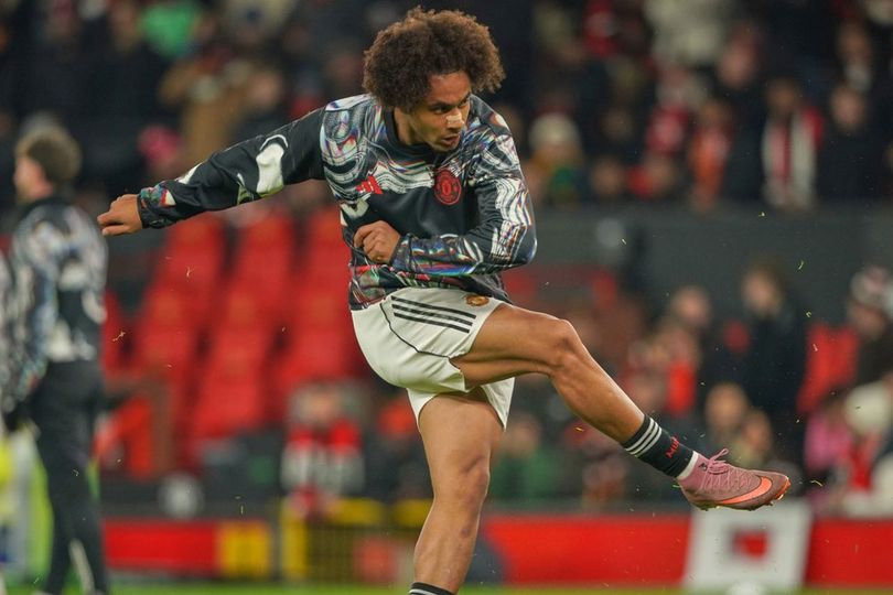 Laris Manis! Dua Klub EPL Berminat Angkut Joshua Zirkzee dari MU