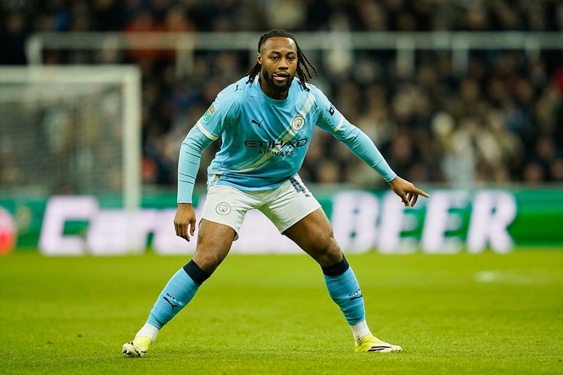 Cerita dari St. James Park: Semenyo dan Lagu Gold Bungkam Newcastle, Bek Dadakan Man City Tampil Heroik