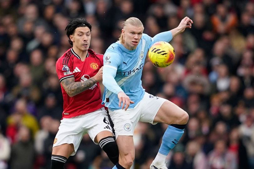 Paul Scholes vs Lisandro Martinez Memanas, Sindiran Berlanjut Usai Derby Manchester