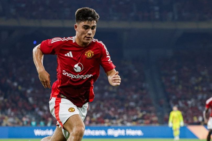 Manchester United Resmi Pinjamkan Harry Amass ke Norwich City