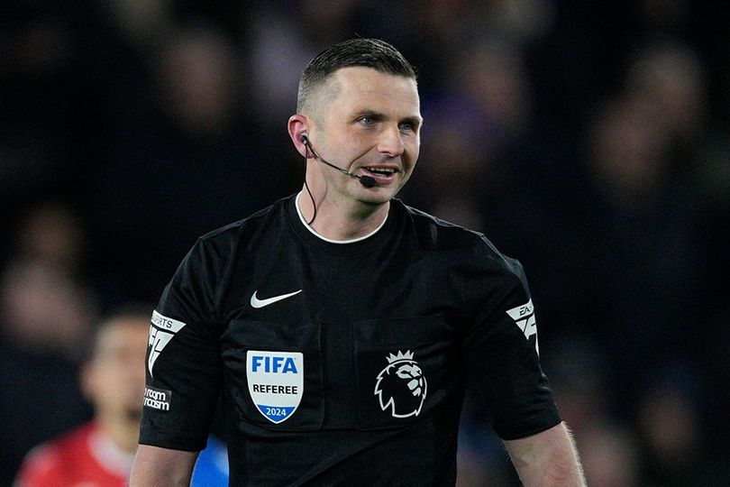 Daftar 5 Wasit Terbaik Dunia 2025: Michael Oliver Masuk, Ada Nama Francois Letexier, Wasit yang Pernah Bikin Suporter Timnas Indonesia Menangis Daftar 5 Wasit Terbaik Dunia 2025: Michael Oliver Masuk, Ada Nama Francois Letexier, Wasit yang Pernah Bikin Suporter Timnas Indonesia Menangis