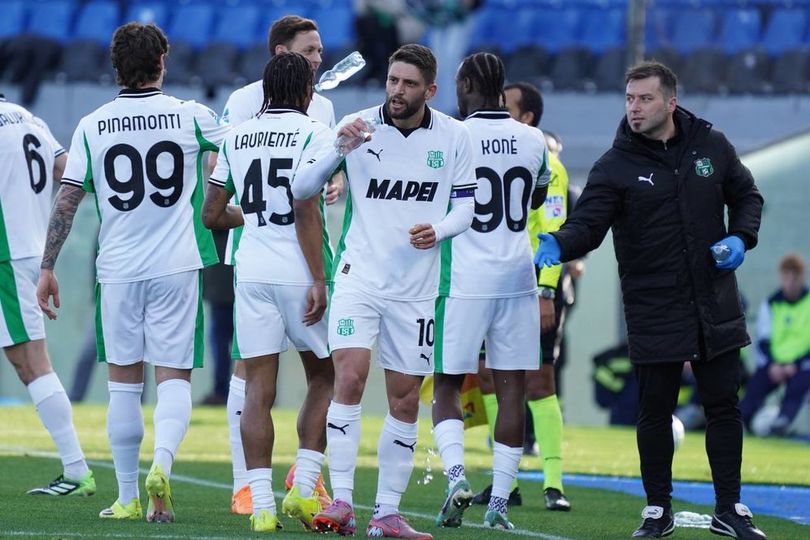 Hasil Pisa vs Sassuolo: Jay Idzes Stop Gol Pisa di Garis Gawang