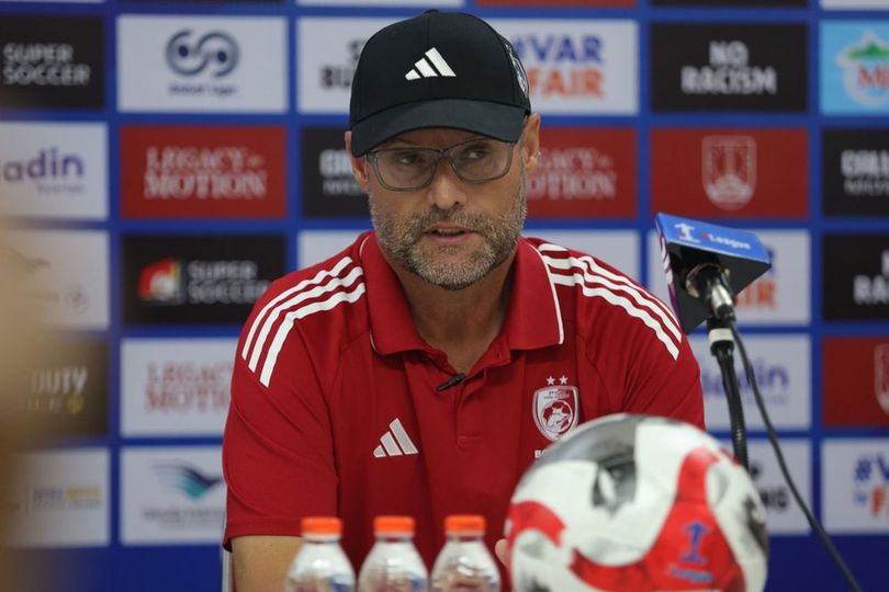 PSM Makassar vs Bali United: Adu Taktik Tomas Trucha Lawan Strategi Anti-Fisik