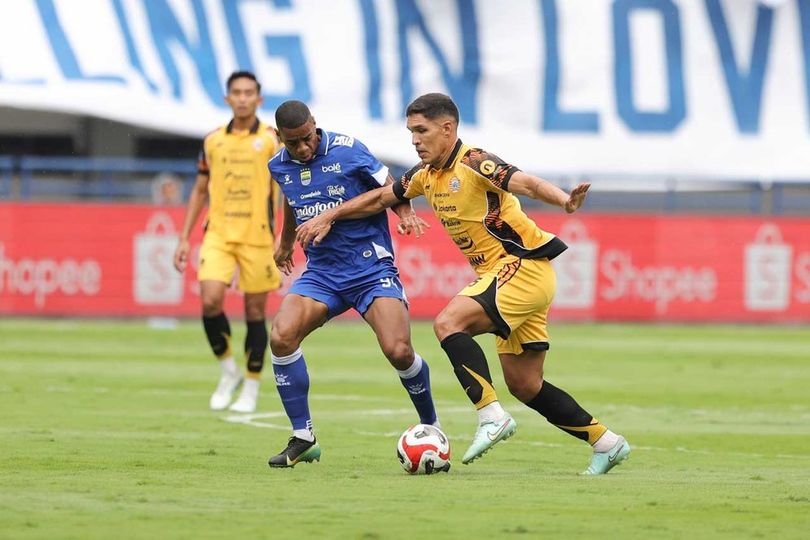 Persib Bandung Juara Paruh Musim BRI Super League 2025/2026: Bakal Ulang Sejarah Musim Lalu? Persib Bandung Juara Paruh Musim BRI Super League 2025/2026: Bakal Ulang Sejarah Musim Lalu?