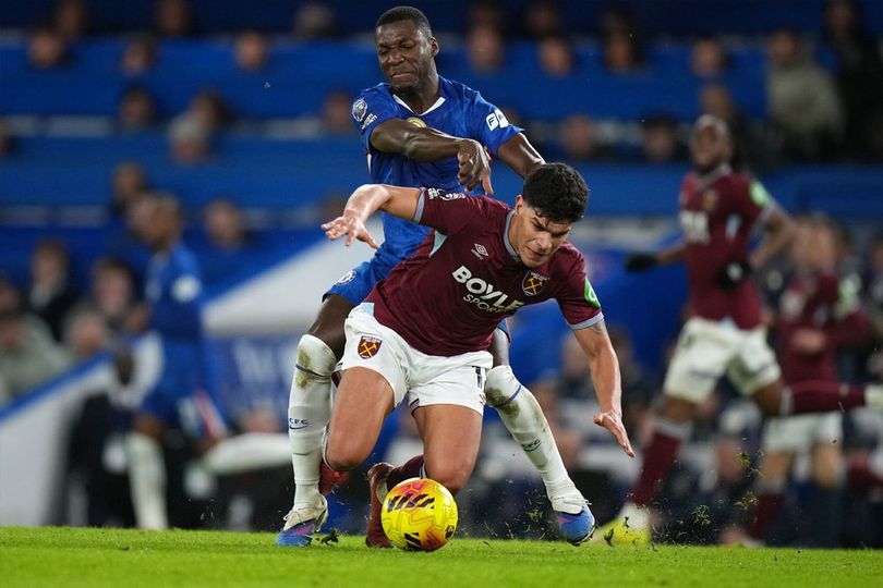 Prediksi West Ham vs Leeds 5 April 2026