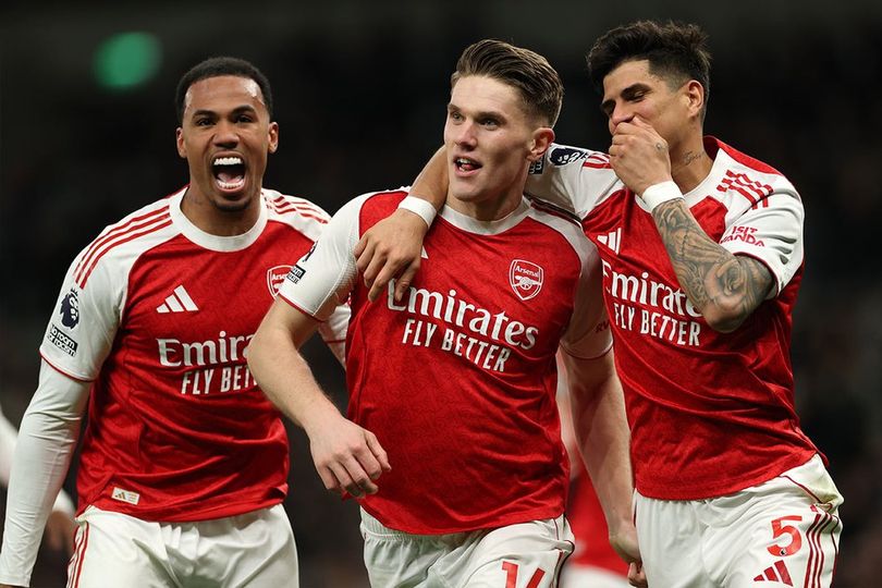 Arsenal Babat Habis Tottenham, Mikel Arteta Full Senyum