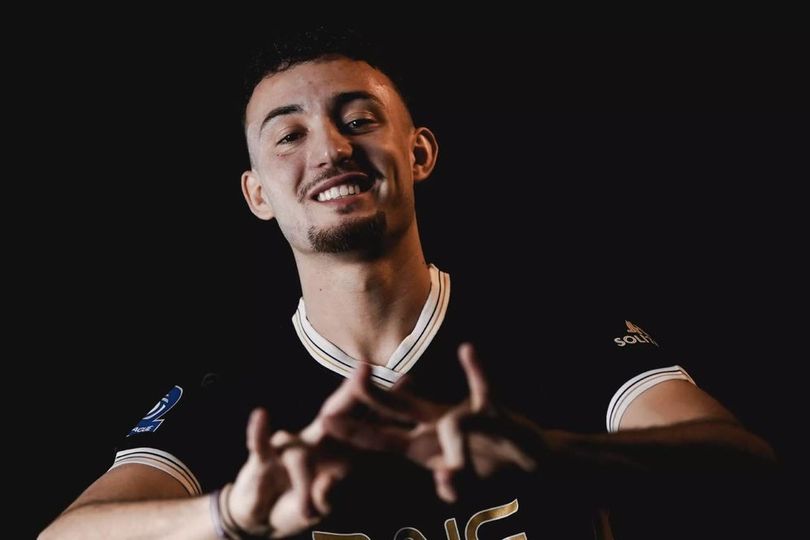 Gelandang Timnas Indonesia Ivar Jenner Resmi ke Dewa United