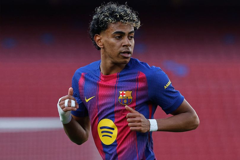 Marah-Marah Saat Diganti, Lamine Yamal Malah Dapat Pujian dari Hansi Flick