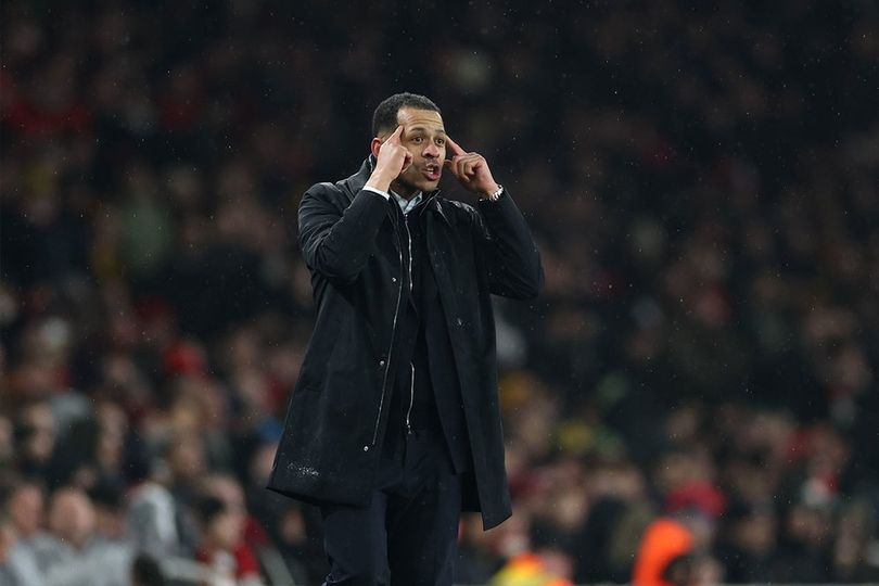 Terpeleset Lagi, Liam Rosenior Sebut Chelsea Harus Segera Berbenah