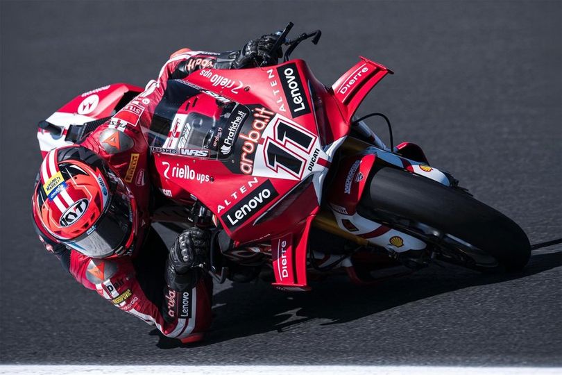 Hasil FP2 WorldSBK Australia 2026: Nicolo Bulega Kembali Tercepat, Asapi Duet Bimota