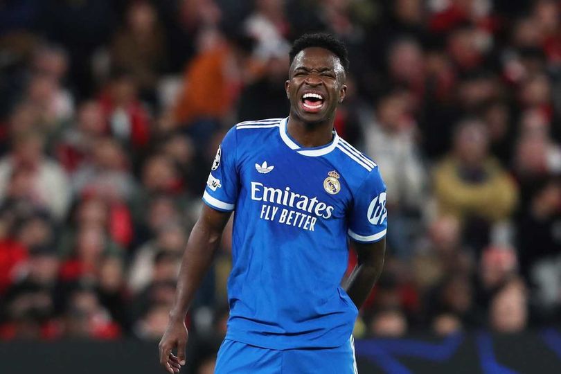 Rapor Real Madrid vs Benfica: Vinicius Bersinar, Courtois Tangguh, Lini Belakang Solid tak Tergoyahkan Rapor Real Madrid vs Benfica: Vinicius Bersinar, Courtois Tangguh, Lini Belakang Solid tak Tergoyahkan