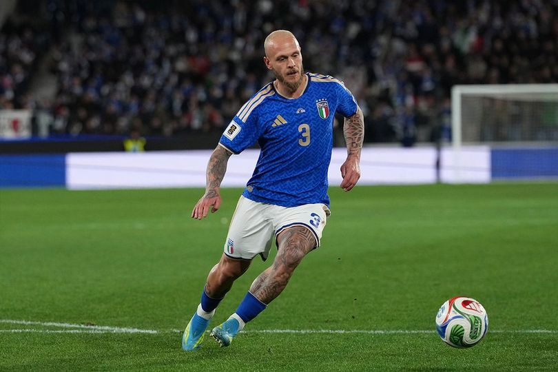 Italia Kehilangan Federico Dimarco, Roberto Mancini Panggil Bek Aston Villa
