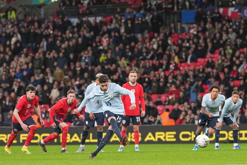 Luis Suarez Buka Pintu Comeback ke Timnas Uruguay: Piala Dunia 2026 Jadi Panggilan Hati Luis Suarez Buka Pintu Comeback ke Timnas Uruguay: Piala Dunia 2026 Jadi Panggilan Hati