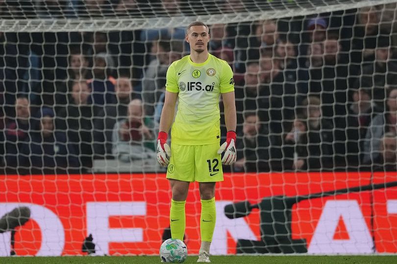 Blunder jadi Musuh Chelsea, Pilih Filip Jorgensen atau Robert Sanchez Nih, Liam Rosenior?