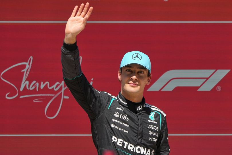 George Russell Kaget Harus Duel dengan Lewis Hamilton untuk Menangi Sprint Race Formula 1 GP China 2026