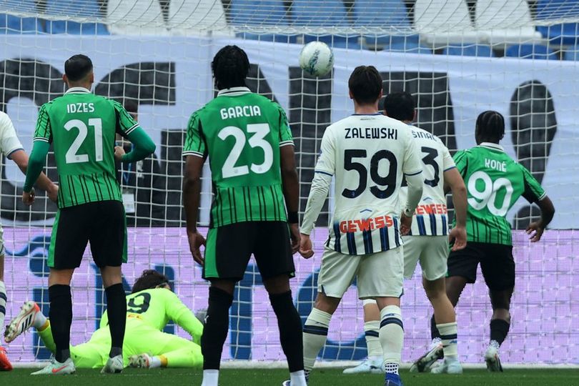 Hasil Sassuolo vs Atalanta: Meski Dikartu Kuning, Jay Idzes Bantu Neroverdi Tumbangkan La Dea Hasil Sassuolo vs Atalanta: Meski Dikartu Kuning, Jay Idzes Bantu Neroverdi Tumbangkan La Dea