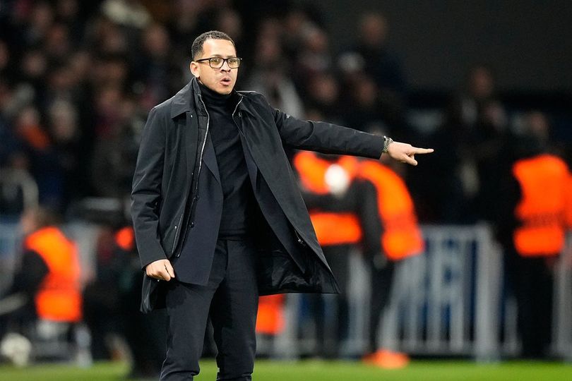 Chelsea Kena Mental di Markas PSG: Blunder Filip Jorgensen, Terprovokasi Ball Boy, Kena Hantam Kvaratskhelia