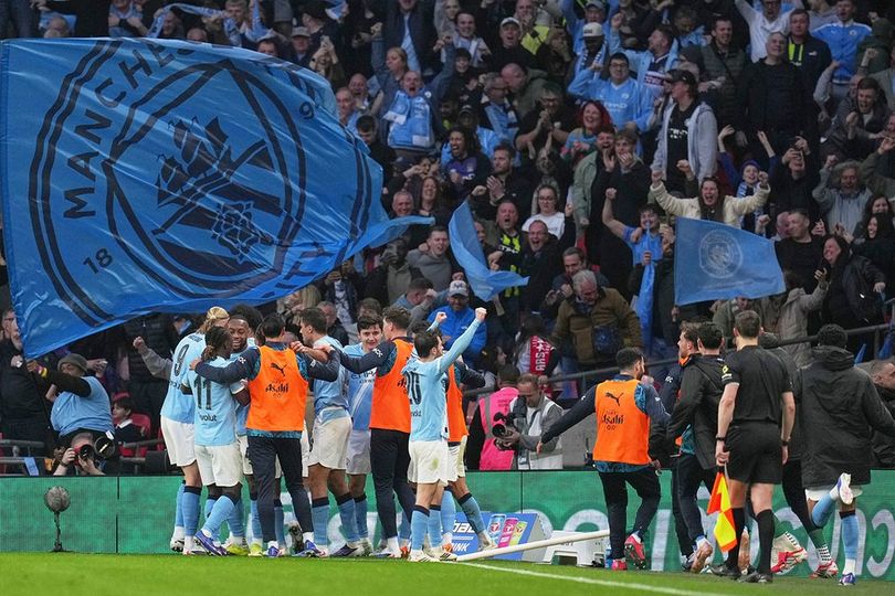 Guardiola Tak Menyangka Man City Bisa Dominasi Arsenal di Final Carabao Cup Guardiola Tak Menyangka Man City Bisa Dominasi Arsenal di Final Carabao Cup