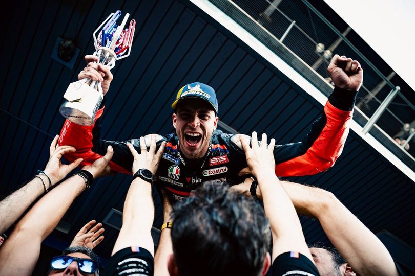 Valentino Rossi Pamer Kehebatan Marco Bezzecchi ke Jorge Lorenzo dan Dani Pedrosa: Muridku yang Paling Fokus!