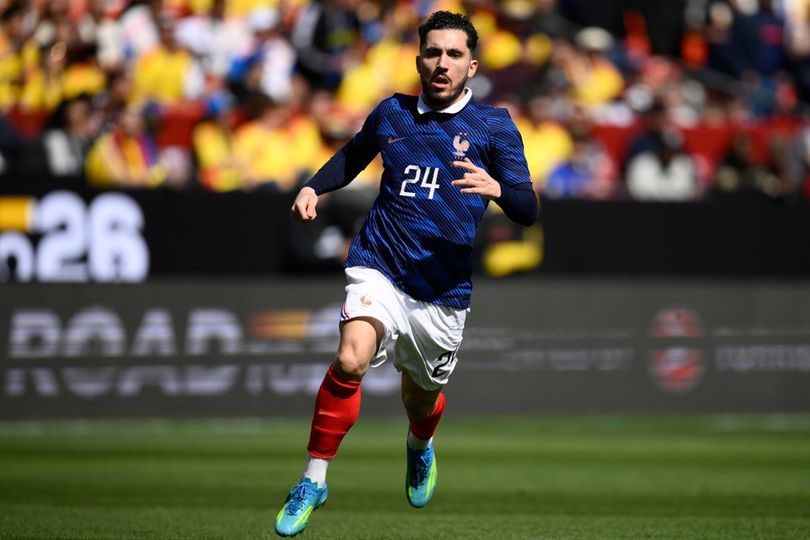 Kritik Keras untuk Rayan Cherki: Bukan Zidane, Hanya Level Pelapis!