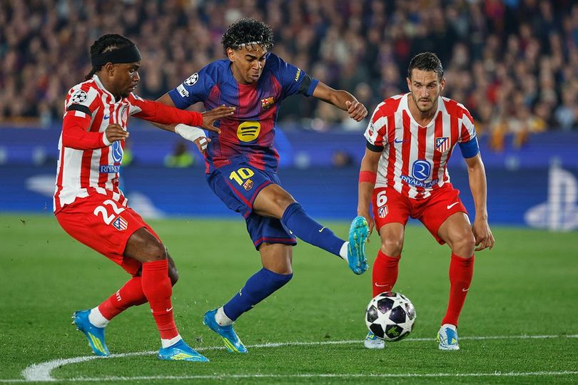 Drama VAR Barcelona vs Atletico Madrid: Saat Tangan Pubill Bikin Rashford dan Gerard Martin Murka Drama VAR Barcelona vs Atletico Madrid: Saat Tangan Pubill Bikin Rashford dan Gerard Martin Murka