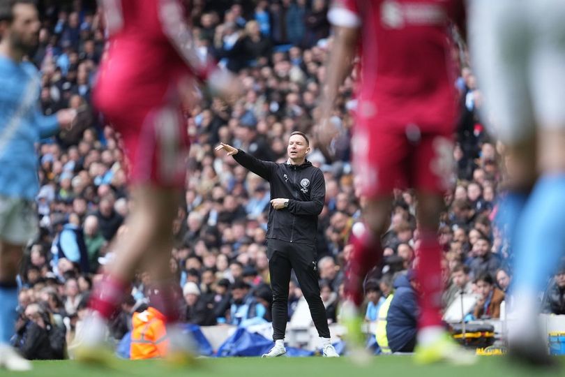 Di Balik Kepergian Pep Lijnders dari Manchester City dan Permintaan Guardiola