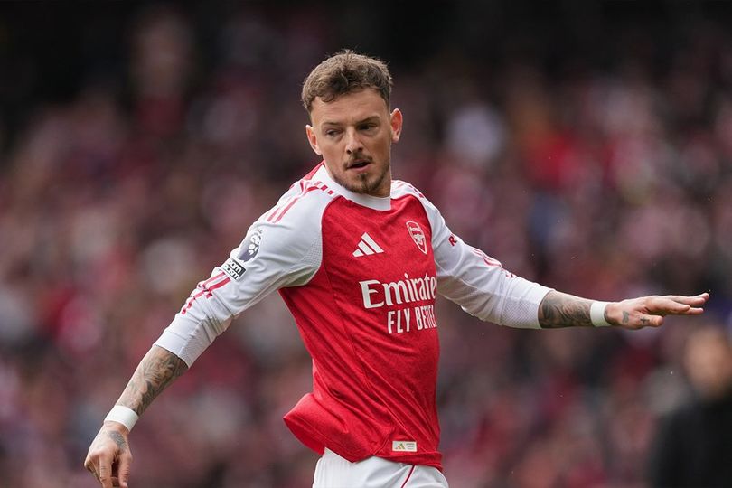 Video Keributan Usai Laga Atletico vs Arsenal: Ben White Injak Logo Klub, Diego Simeone Ngamuk!