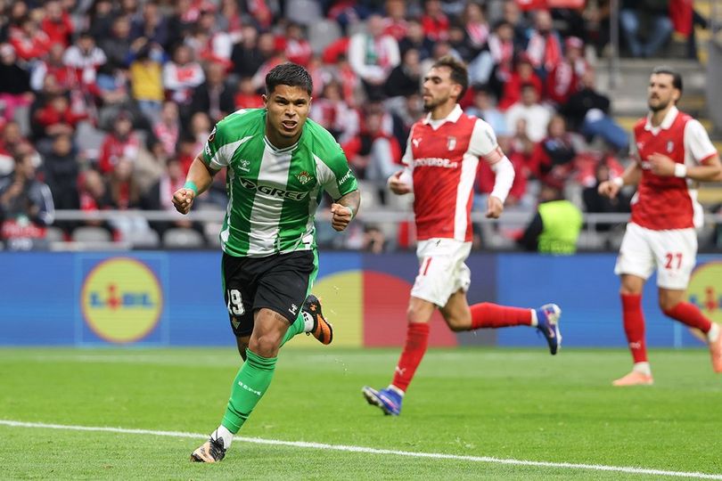 Braga vs Betis: Penalti Cucho Hernandez Selamatkan Tim Tamu Braga vs Betis: Penalti Cucho Hernandez Selamatkan Tim Tamu