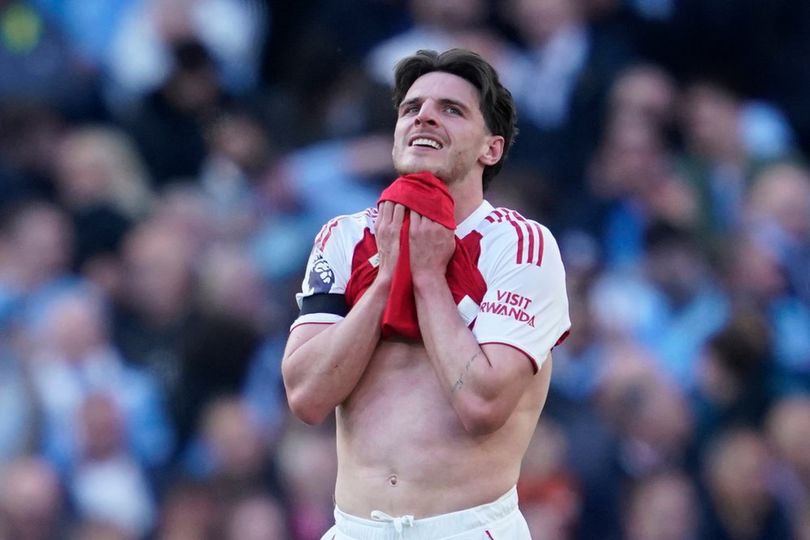 6 Pemain Arsenal yang 'Menghilang' Saat Dikalahkan Man City