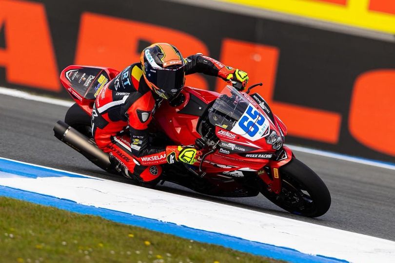 Hasil Race 2 WorldSPB Belanda 2026: Ferre Fleerackers Kalahkan Matteo Vannucci