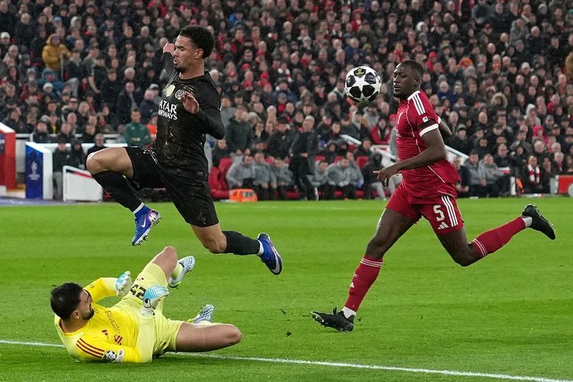 Laga Alot di Anfield, tapi PSG Memang Layak Menang! Laga Alot di Anfield, tapi PSG Memang Layak Menang!