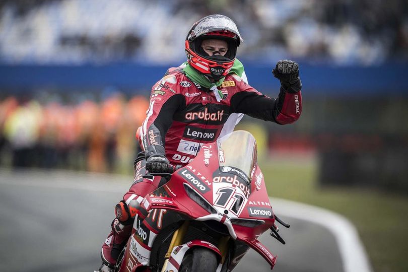 Hasil Superpole WorldSBK Aragon 2026: Nicolo Bulega Sabet Pole, Kalahkan Iker Lecuona Hasil Superpole WorldSBK Aragon 2026: Nicolo Bulega Sabet Pole, Kalahkan Iker Lecuona