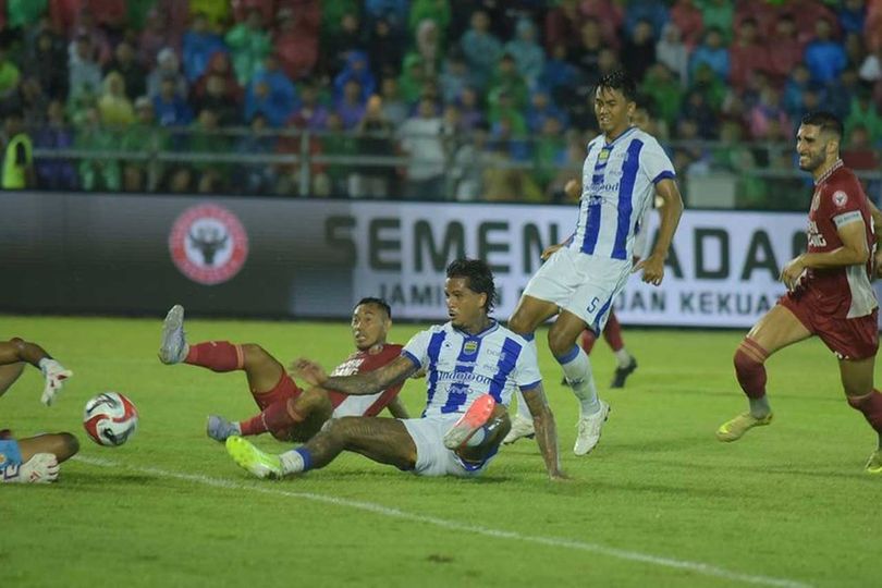 Hasil Semen Padang vs Persib: Menang di Bawah Guyuran Hujan, Maung Bandung 9 Poin di Atas Persija