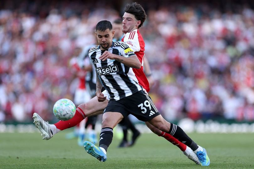 Arsenal Serius Incar Bruno Guimaraes, Siapkan Tawaran Rp 1,6 Triliun Arsenal Serius Incar Bruno Guimaraes, Siapkan Tawaran Rp 1,6 Triliun