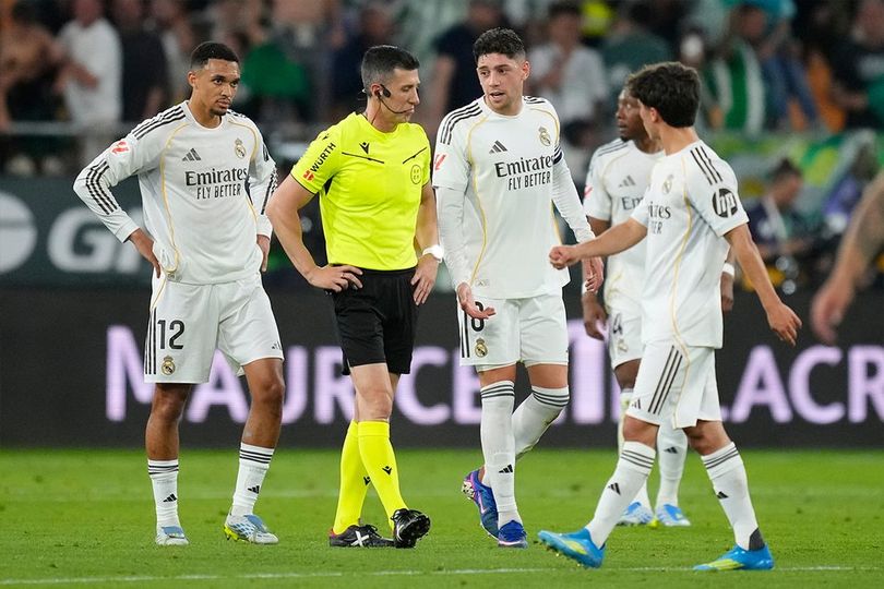 Alvaro Arbeloa Semprot Wasit Usai Real Madrid Ditahan Betis: Mereka Tidak Paham Sepak Bola!