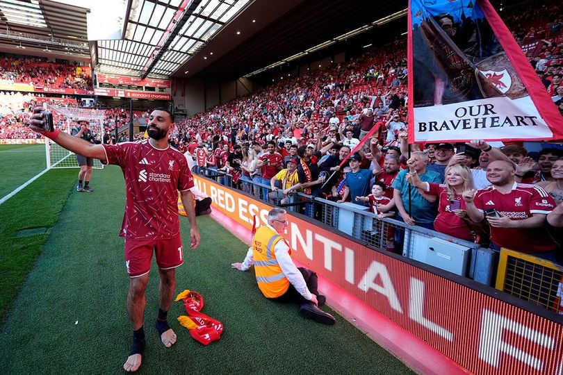 7 Pelajaran Penting dari Laga Liverpool vs Brentford: Tiket Eropa, Air Mata, dan Akhir Era Legenda 7 Pelajaran Penting dari Laga Liverpool vs Brentford: Tiket Eropa, Air Mata, dan Akhir Era Legenda