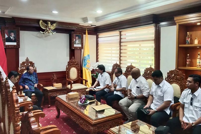 PB Akuatik Indonesia Gandeng Gubernur Koster, Siap Sukseskan Kejuaraan Renang Internasional di Bali PB Akuatik Indonesia Gandeng Gubernur Koster, Siap Sukseskan Kejuaraan Renang Internasional di Bali