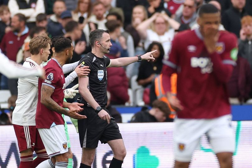 VAR Anulir Gol West Ham ke Gawang Arsenal, Eks Wasit Premier League Nilai Keputusan Sudah Tepat VAR Anulir Gol West Ham ke Gawang Arsenal, Eks Wasit Premier League Nilai Keputusan Sudah Tepat