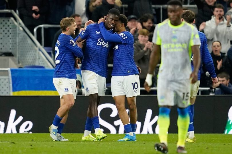 Drama 3-3 Everton vs Man City: Arsenal Jadi Pemenang walau tak Berada di Lapangan!