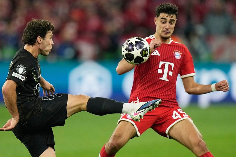 Bayern vs PSG: Kenapa Wasit Tidak Memberikan Penalti untuk Handsball Joao Neves?