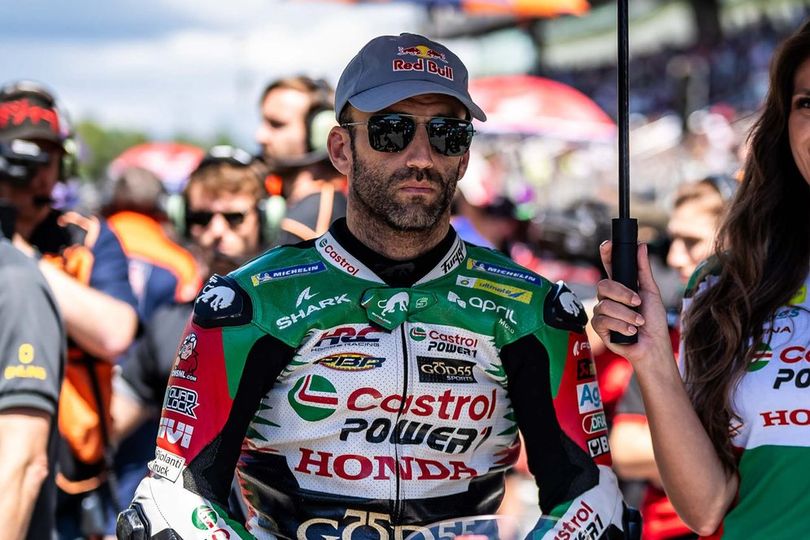 Pulang ke Prancis, Johann Zarco Ditangani Dokter Spesialis Lutut Usai Kecelakaan di MotoGP Catalunya