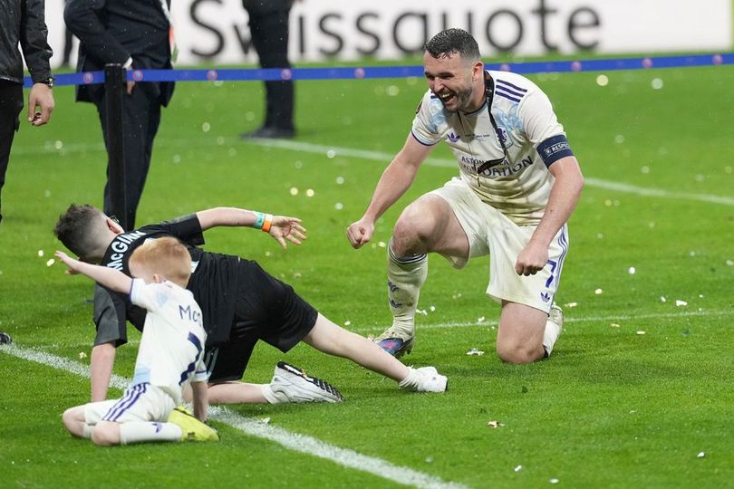 Cerita Kapten John McGinn Usai Aston Villa Juara Liga Europa: Dulu Saya Hanya Lihat Jack Grealish dan Andy Robertson Berpesta Cerita Kapten John McGinn Usai Aston Villa Juara Liga Europa: Dulu Saya Hanya Lihat Jack Grealish dan Andy Robertson Berpesta