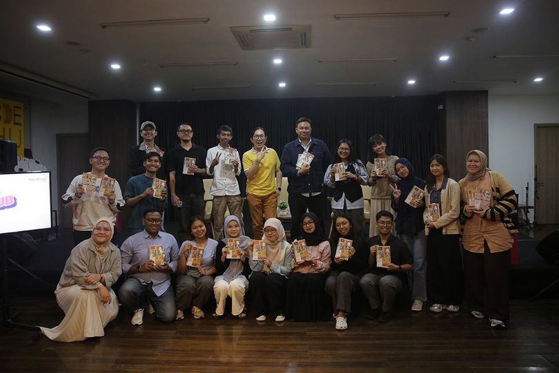 KapanLagi Book Club Hadirkan Ruang Hangat untuk Berbagi Cerita Lewat Buku KapanLagi Book Club Hadirkan Ruang Hangat untuk Berbagi Cerita Lewat Buku