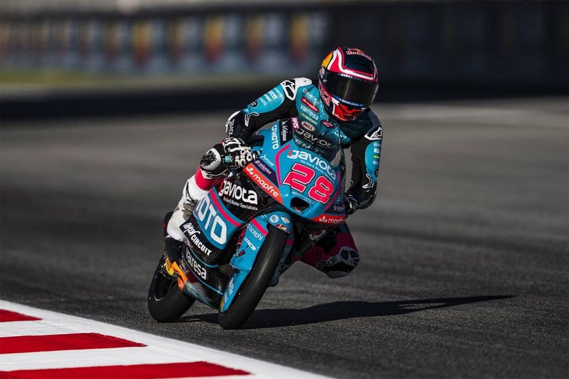 Hasil Balapan Moto3 Catalunya 2026: Maximo Quiles Menang, Veda Ega Pratama Tembus Top 8