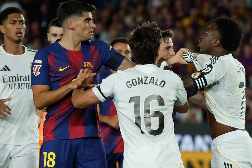 Barcelona Bangun Fondasi, Real Madrid Justru Kehilangan Arah