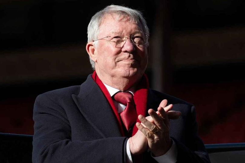 Michael Carrick Terguncang Dengar Kabar Sir Alex Ferguson Dilarikan ke Rumah Sakit Jelang Laga MU vs Liverpool