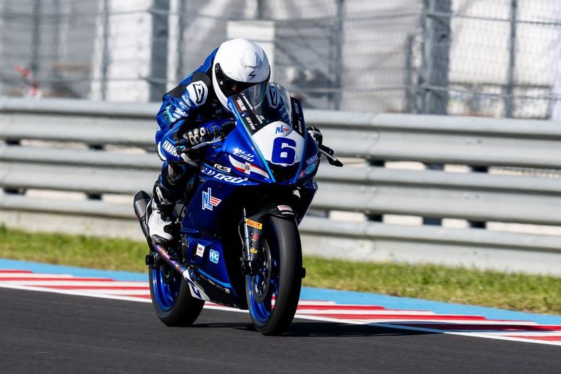 Hasil Race 2 R3 BLU CRU World Cup Hungaria 2026: Xarly Mendez Menang, Kalahkan Angelo Mottola