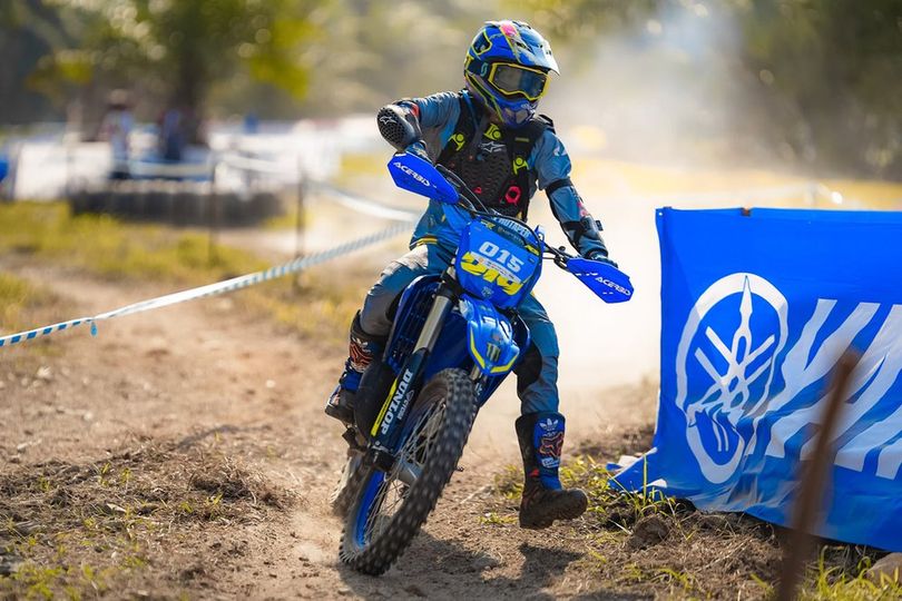 Shell BLU CRU Yamaha Enduro Challenge 2026 Sambangi Kalimantan Barat, Gelar Night Race Perdana Shell BLU CRU Yamaha Enduro Challenge 2026 Sambangi Kalimantan Barat, Gelar Night Race Perdana