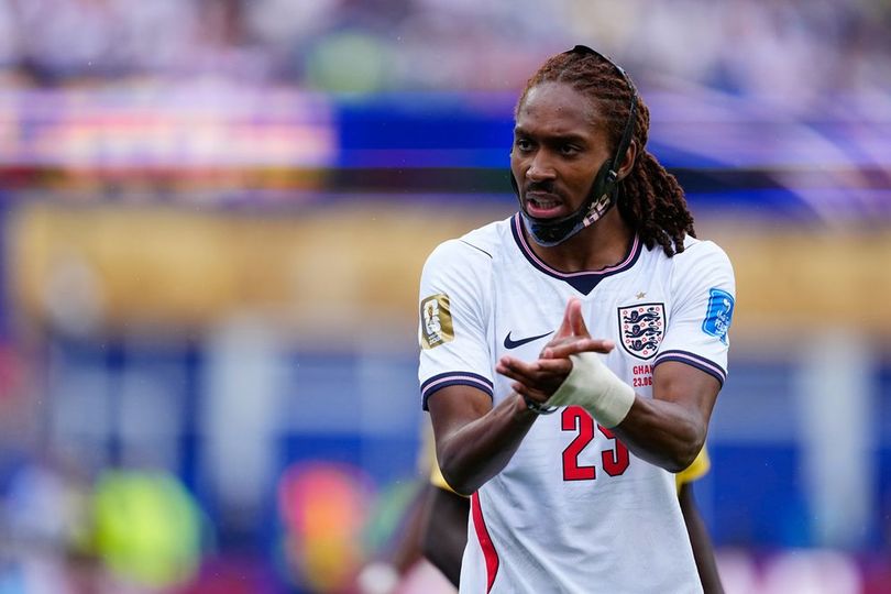 Momen Kontroversial di Laga Inggris vs Ghana: Djed Spence Tolak Jabat Tangan dengan Thomas Partey Momen Kontroversial di Laga Inggris vs Ghana: Djed Spence Tolak Jabat Tangan dengan Thomas Partey